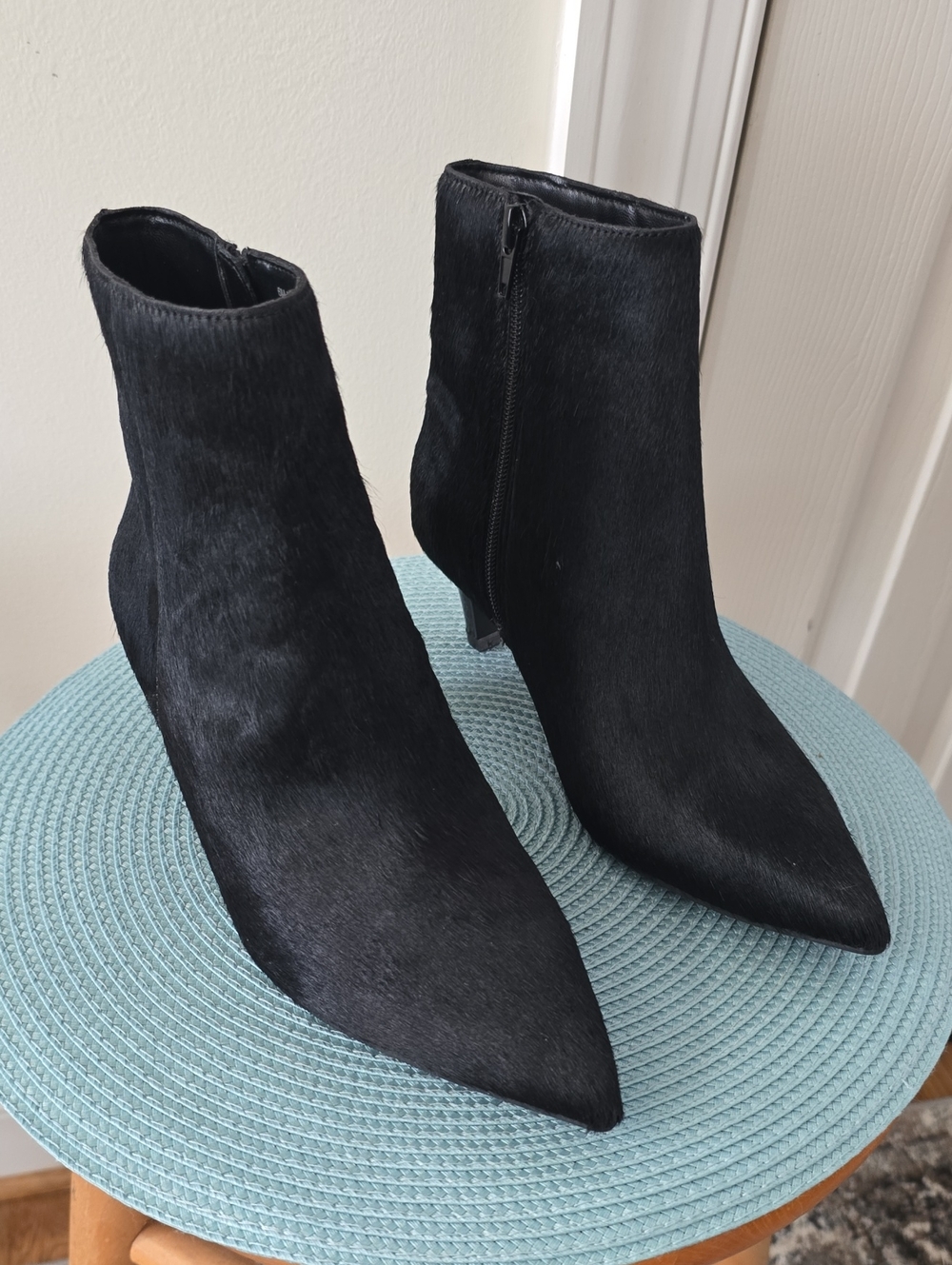 WORTHINGTON BRAND WOMEN'S BLACK LEATHER HEELED SHORT BOOTS SIZE 6
